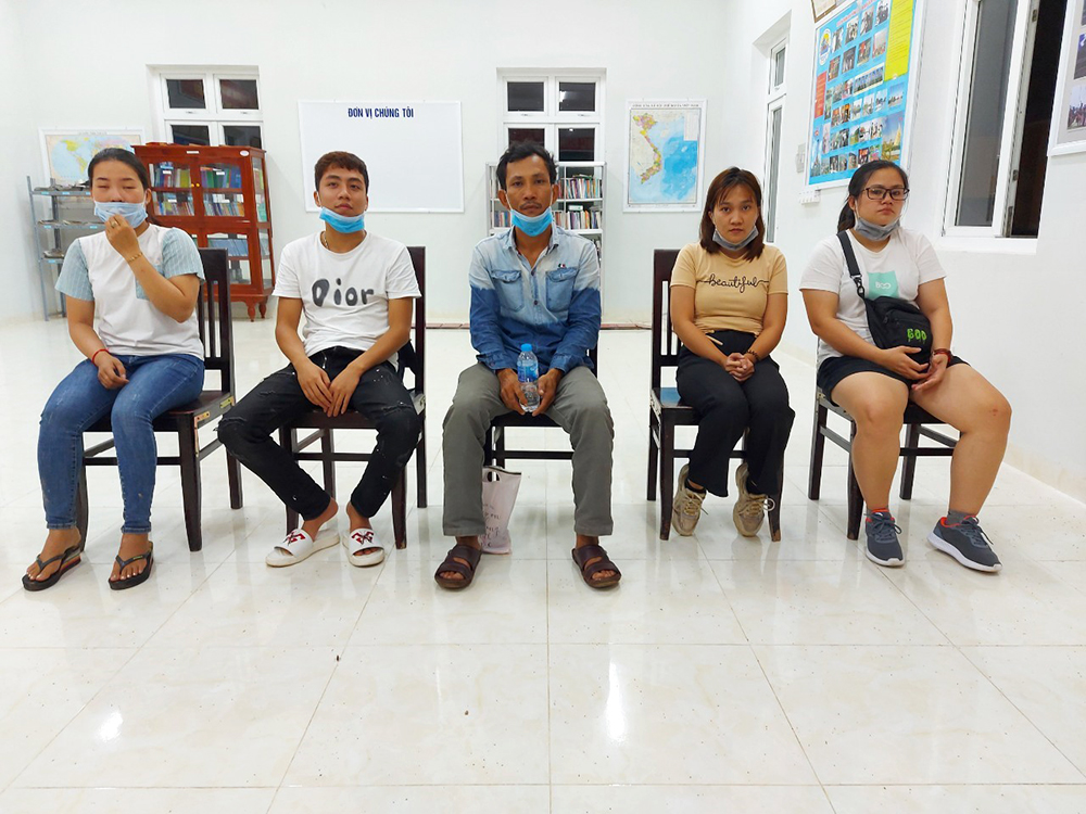 Bắt quả tang 11 đối tượng nhập cảnh trái phép