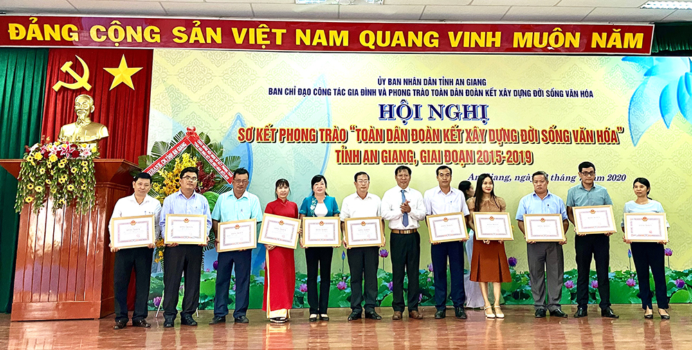 Động lực thi đua từ phong trào xây dựng danh hiệu văn hóa