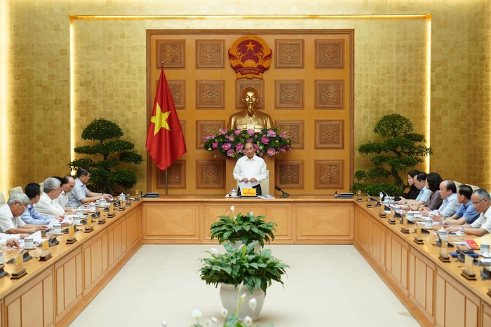 Thủ tướng: Xây dựng kế hoạch kích thích kinh tế dài hơn