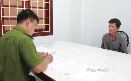 Vĩnh Long: Khởi tố bị can khai thác cát trái phép