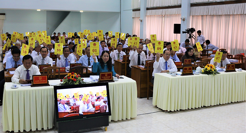 Bế mạc kỳ họp thứ 15, HĐND tỉnh khóa IX