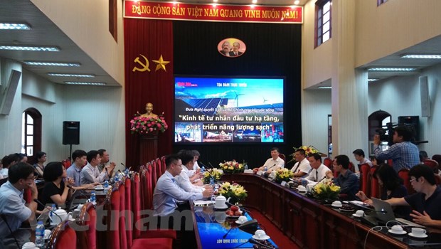 Xây dựng cơ chế bán điện trực tiếp từ nhà sản xuất cho hộ tiêu dùng