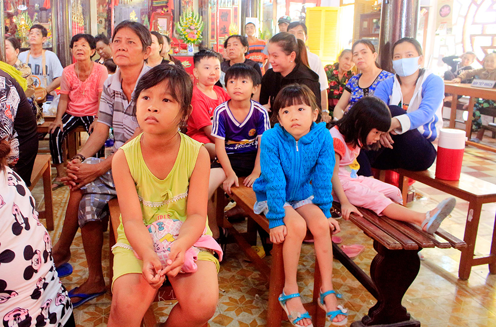 Hát bội ở đình