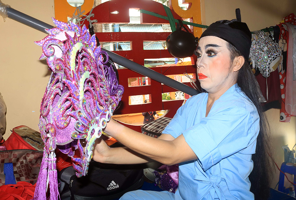 Hát bội ở đình