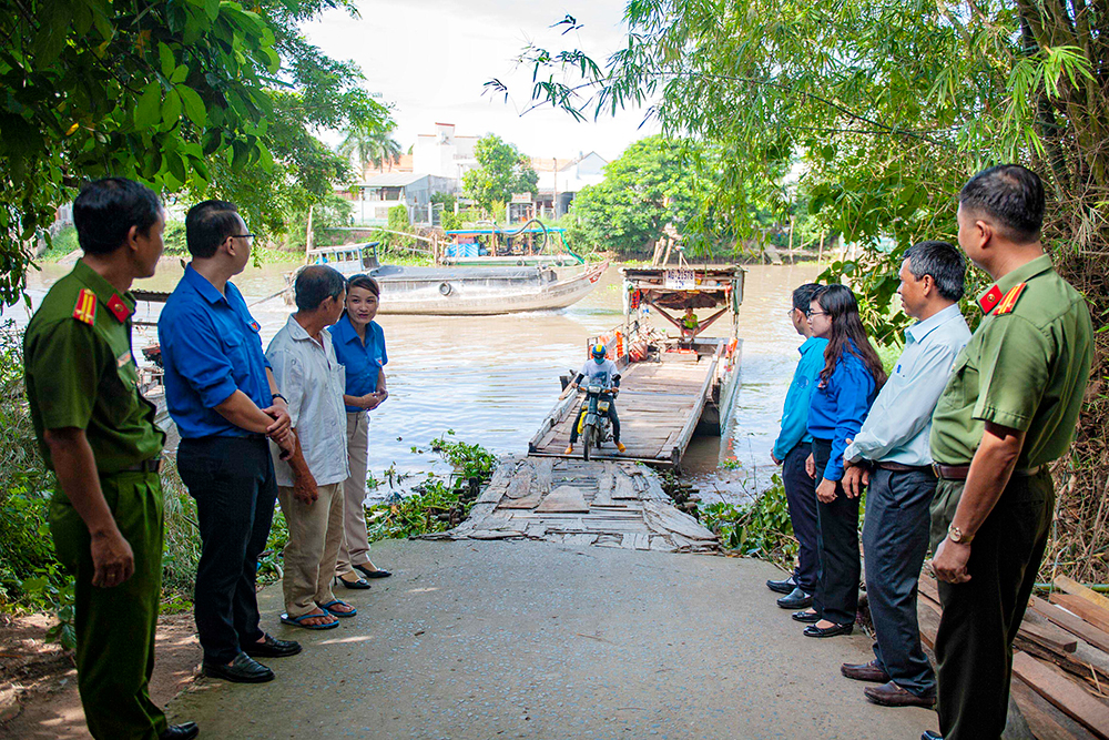 Ra quân Chiến dịch “Mùa hè tình nguyện” TP. Long Xuyên năm 2020