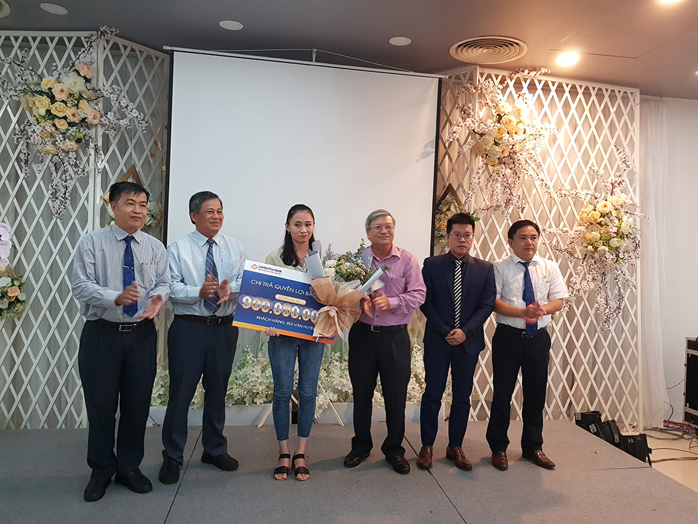 LienVietPostBank chi trả 900 triệu đồng cho khách hàng tham gia bảo hiểm Dai-ichi-life