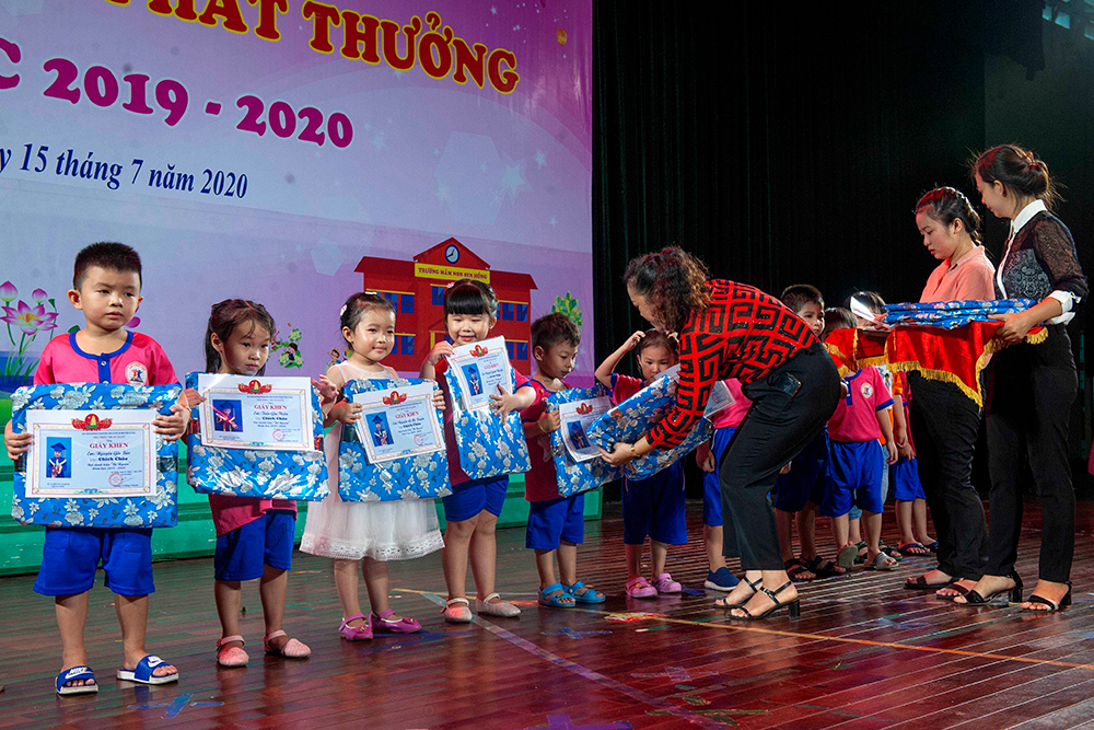 Trường Mầm non Sen Hồng tổng kết năm học 2019- 2020