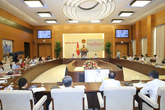 Triển khai Nghị quyết của QH về xây dựng luật, pháp lệnh năm 2020 và năm 2021