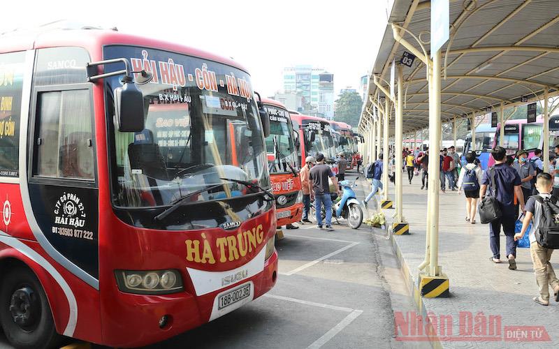 Chỉ hơn 820 nghìn phương tiện thuộc diện phải đổi biển nền vàng