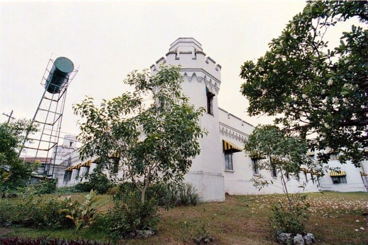 Nghi ngờ 9 tội phạm ma túy Philippines giả chết vì COVID-19 để vượt ngục