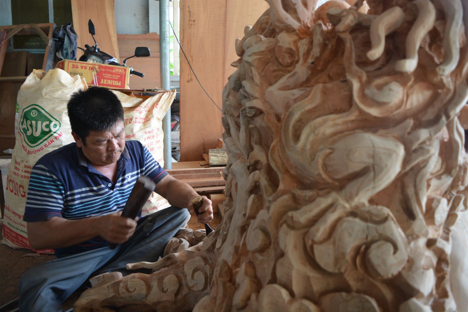 Người khuyết tật giàu nghị lực