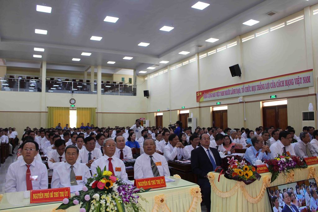 Khai mạc Đại hội đại biểu Đảng bộ TX. Tân Châu lần thứ XII