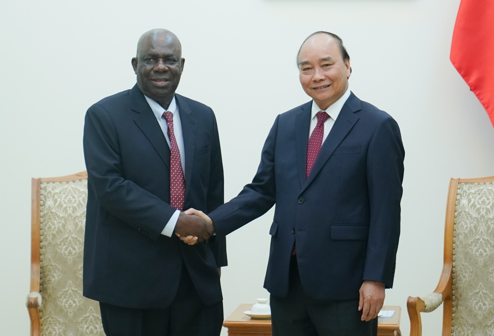 Thủ tướng Nguyễn Xuân Phúc tiếp Đại sứ Nigeria