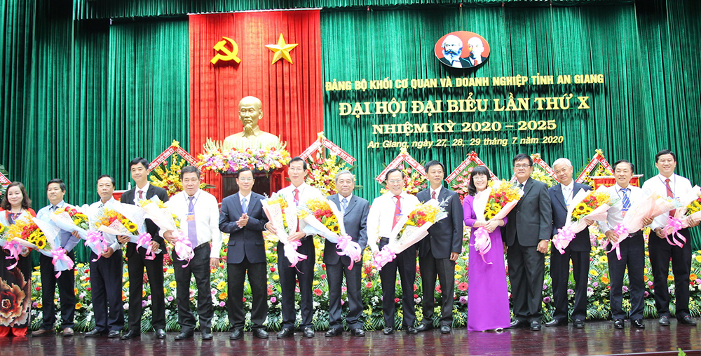 Đồng chí Thái Minh Hiển tái đắc cử Bí thư Đảng ủy Khối Cơ quan và Doanh nghiệp tỉnh An Giang lần thứ X (nhiệm kỳ 2020-2025)