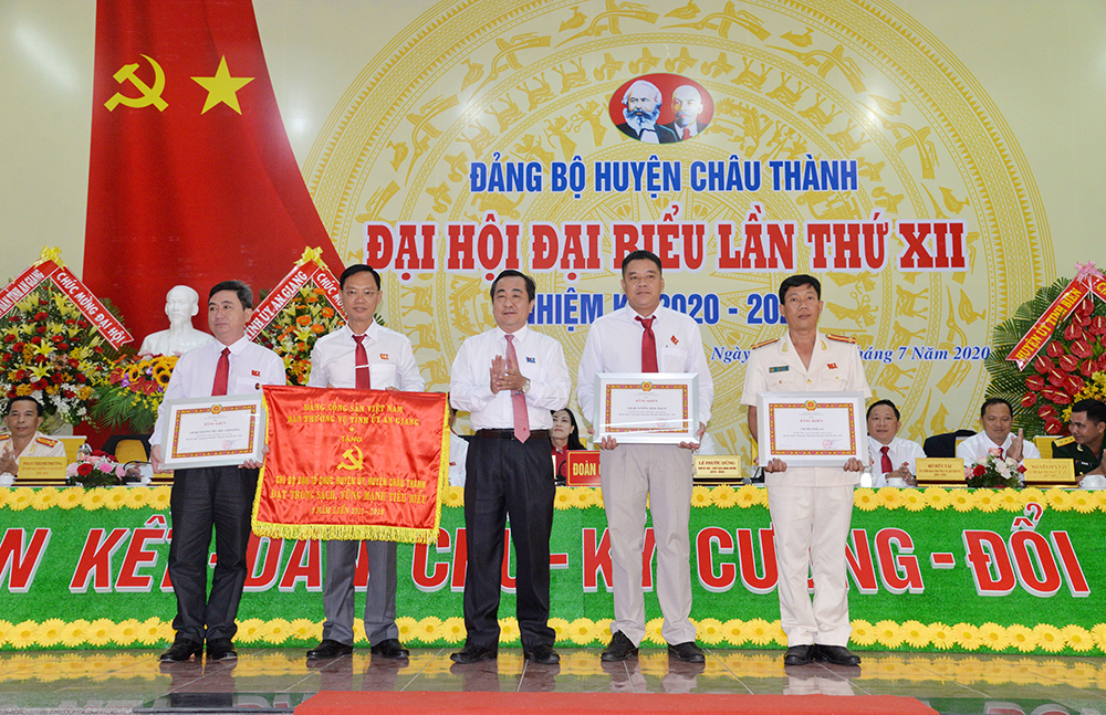 Khai mạc Đại hội đại biểu Đảng bộ huyện Châu Thành lần thứ XII (nhiệm kỳ 2020-2025)