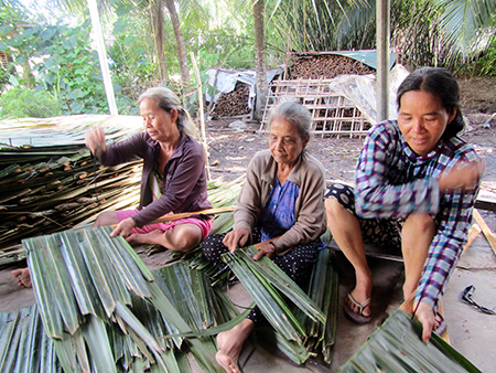 Qua rồi thời chằm lá