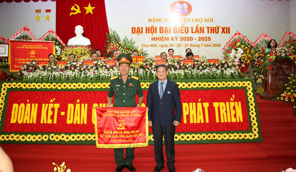 Khai mạc Đại hội đại biểu Đảng bộ huyện Chợ Mới lần thứ XII (nhiệm kỳ 2020 - 2025)