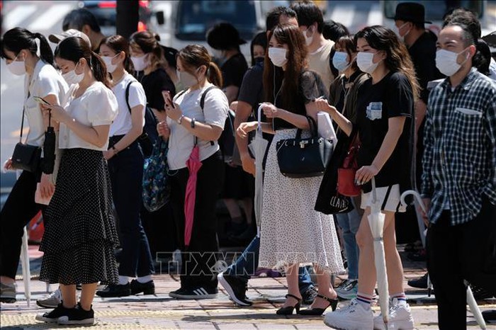 Cân nhắc khả năng tái ban bố tình trạng khẩn cấp tại Tokyo