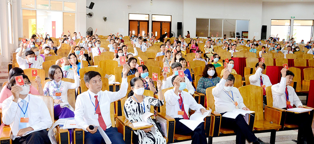 Phiên trù bị Đại hội Đảng bộ Trường Đại học An Giang lần thứ VI