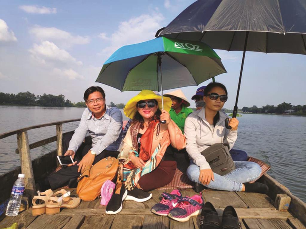 Phát triển du lịch ở đầu nguồn