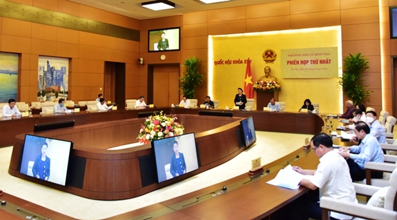 Chủ tịch Quốc hội Nguyễn Thị Kim Ngân chủ trì Phiên họp thứ nhất Hội đồng Bầu cử Quốc gia