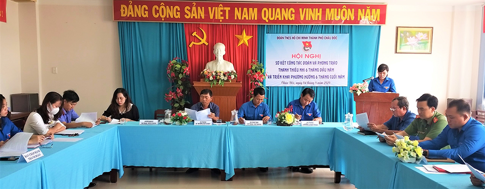 Đoàn viên, thanh niên TP. Châu Đốc chung tay phòng, chống COVID-19