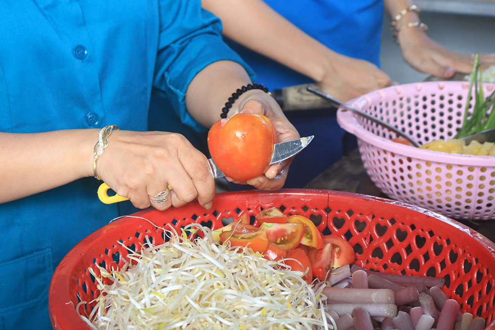 “Bông hồng xanh” nơi biên giới