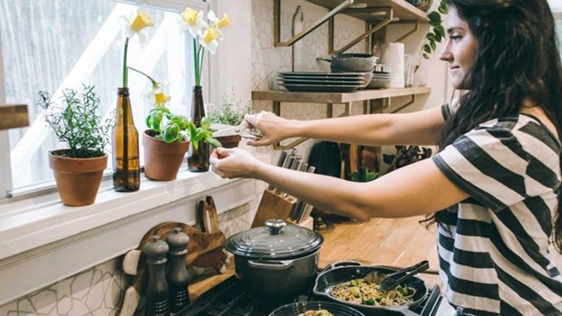 10 thay đổi giúp tạo thói quen ăn uống lành mạnh cho người bận rộn