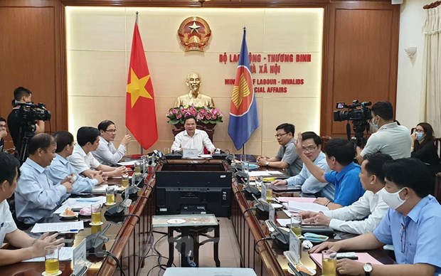 Lương tối thiểu vùng năm 2021: Giữ nguyên sau nhiều năm tăng liên tiếp