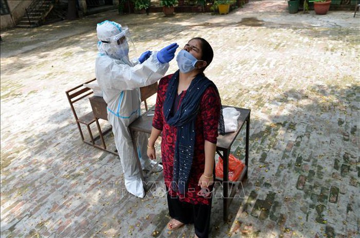 Diễn biến COVID-19 tới 6 giờ sáng 7-8: Thế giới vượt 19 triệu ca bệnh; riêng Mỹ trên 5 triệu ca
