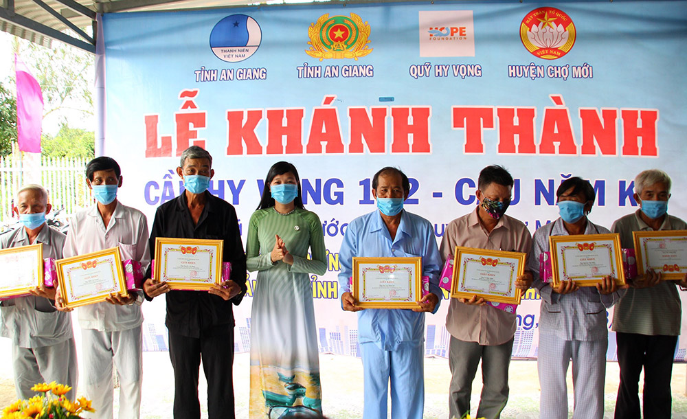 Khánh thành cầu Hy Vọng 102- cầu Năm Kê