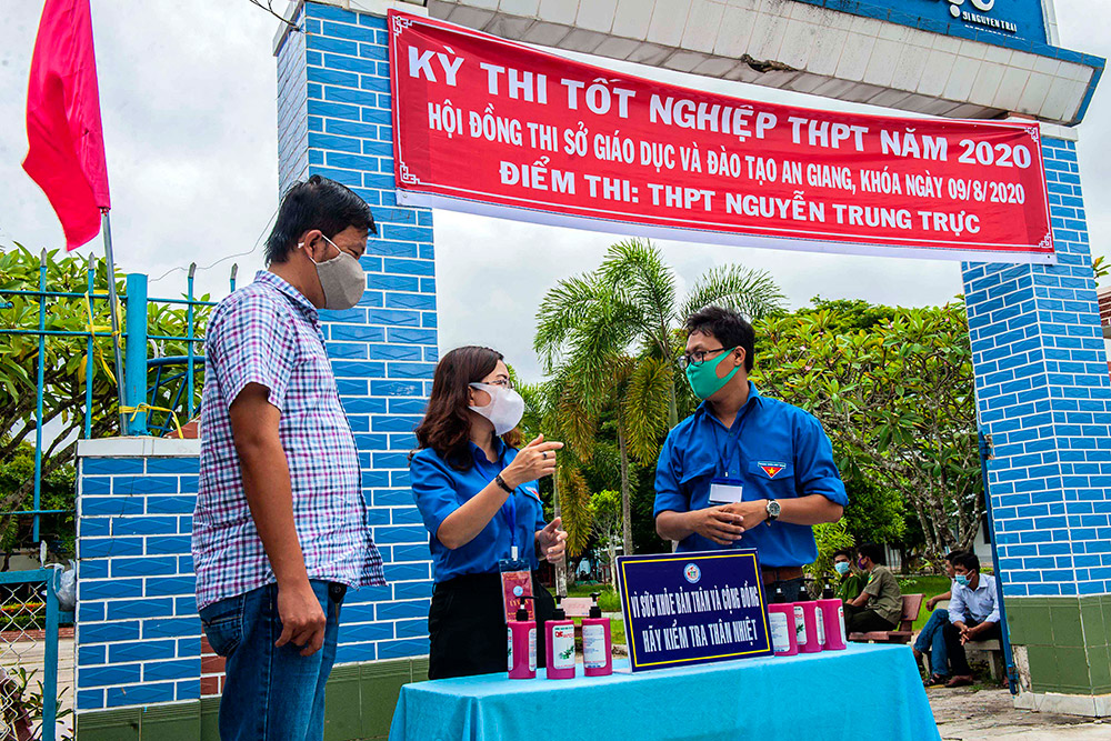 Kiểm tra công tác tổ chức Chương trình tiếp sức mùa thi 2020 tại Tri Tôn, Tịnh Biên