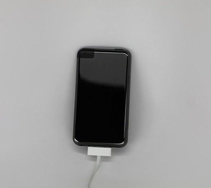 Bất ngờ xuất hiện nguyên mẫu iPhone đời đầu chưa từng công bố