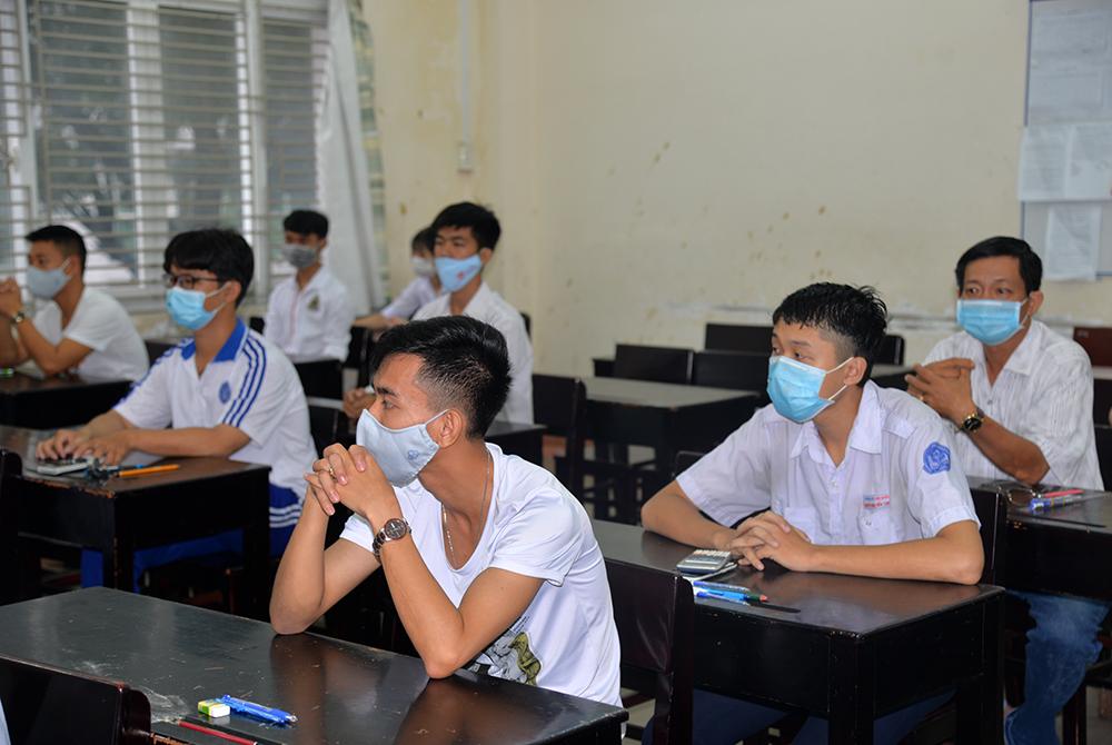 Kỳ thi tốt nghiệp THPT 2020: Đề Vật lý, Hóa học phân hóa cao, đề Sinh học dài