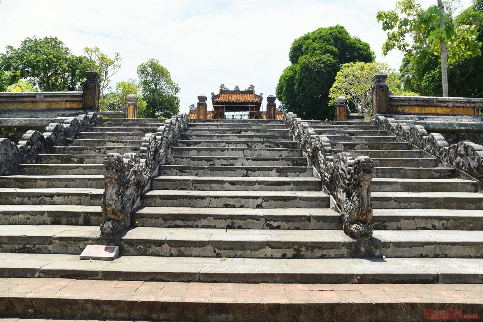 Lăng Gia Long, nơi an nghỉ của vị vua đầu tiên triều Nguyễn