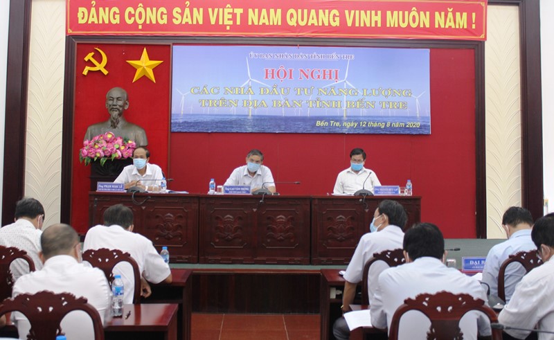 Đẩy mạnh phát triển năng lượng tái tạo