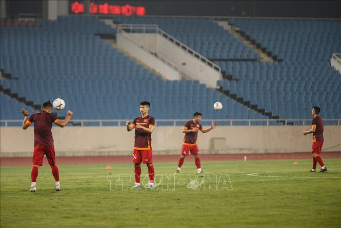 Thầy Park vừa 'chốt' danh sách thì nhận tin vòng loại World Cup 2022 dời sang năm 2021
