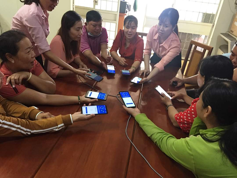 An Giang: Lượng cài đặt ứng dụng Bluezone tăng hàng ngày