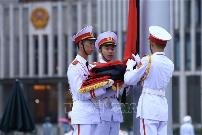 Lễ thượng cờ rủ Quốc tang nguyên Tổng Bí thư Lê Khả Phiêu