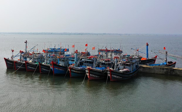 Bắc Bộ mưa dông, tàu thuyền đề phòng nguy cơ gặp lốc xoáy