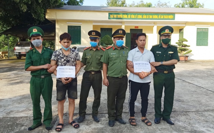 “Ăn lán, ngủ rừng” ngăn chặn xuất, nhập cảnh trái phép