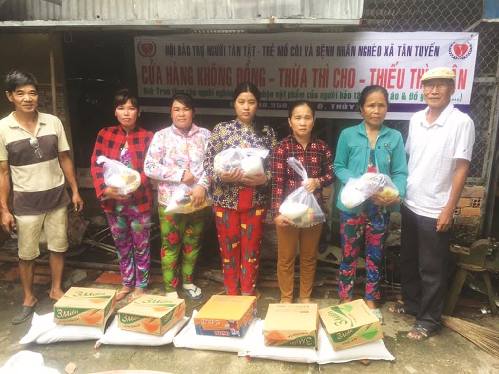 Điểm tựa của những hoàn cảnh khó khăn