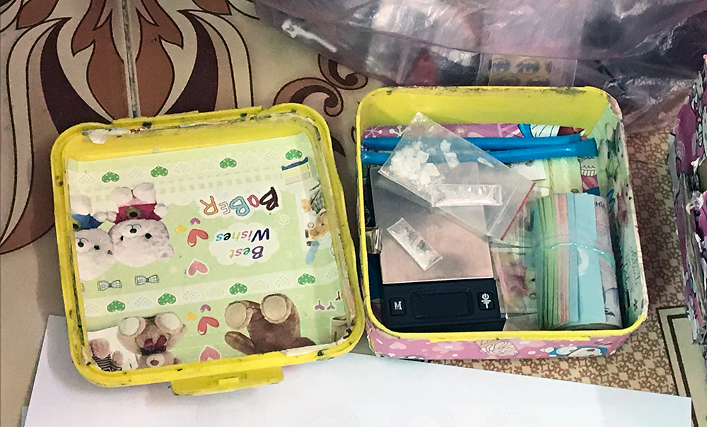 Phát hiện, bắt đối tượng mua bán ma túy