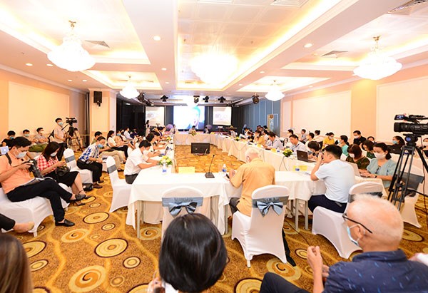 Thanh toán không dùng tiền mặt: Những nút thắt cần tập trung tháo gỡ