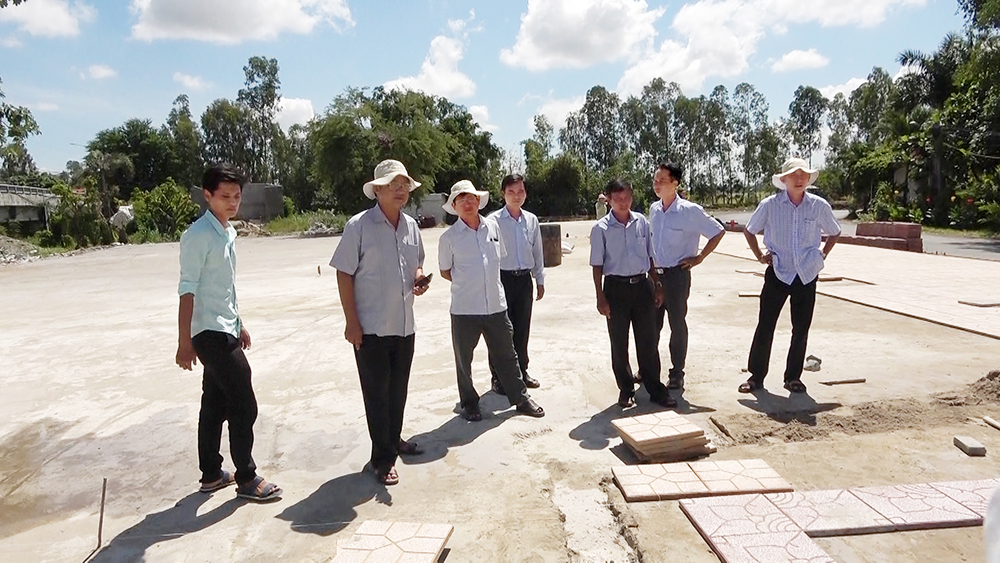 Đẩy nhanh tiến độ xây dựng công viên Lạc Quới