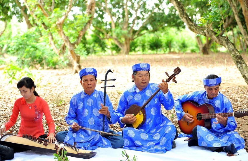 Bảo tồn và phát huy di sản thế giới Đờn ca tài tử Nam Bộ