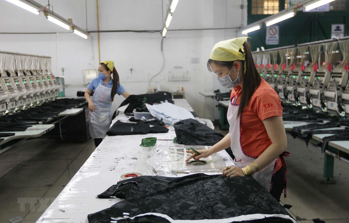 Dịch COVID-19: Hỗ trợ doanh nghiệp “đứt cung-gãy cầu” hồi phục