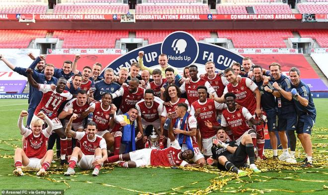 Arsenal vs Liverpool: Đại chiến hâm nóng Ngoại Hạng Anh