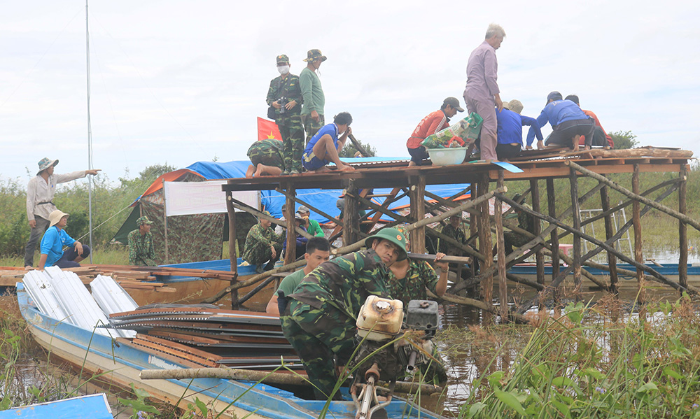 An Giang: “Thay áo” cho chốt phòng, chống dịch COVID-19