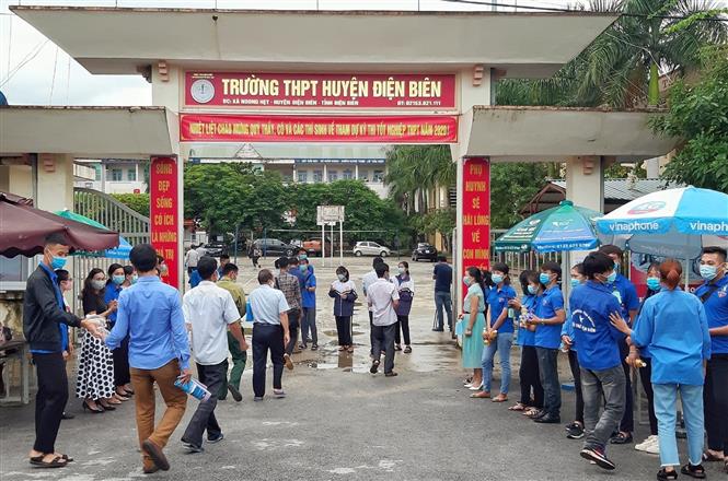 Điểm chuẩn các tổ hợp xét tuyển khối Tự nhiên tăng từ 2-3 điểm